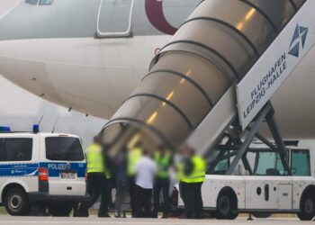 Poland Resumes Deportation of Afghan Citizens Despite European Court Order