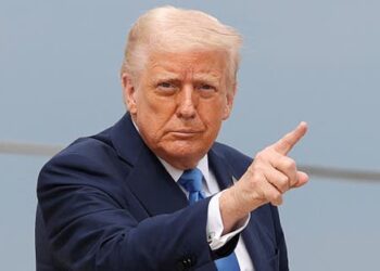 Trump Signals Openness to a Deal: “I Prefer Reaching an Agreement with Iranians”