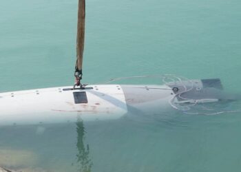 Iran’s IRGC Seizes Advanced US Autonomous Submarine in Strait of Hormuz